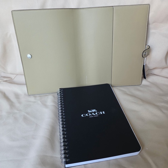 Coach Lemon Notebook Cover + insert - Picture 11 of 11